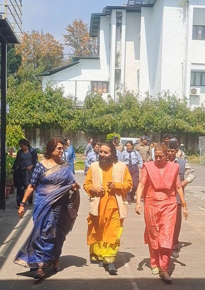 cabnet minister (occassion of doon yoga) on the occasion of Abhivyakti'25 
